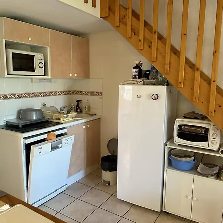 Apartment Holidayland 420 T3 Mezzanine 8 Couchages Climatise